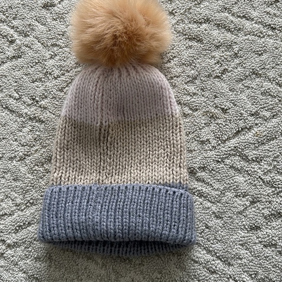 Norma Canada Pom beanie - Picture 2 of 2